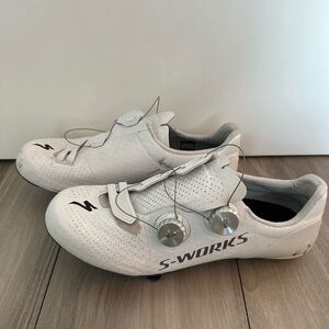 Specialized Cycling Shoes with Cleats (Size 9)